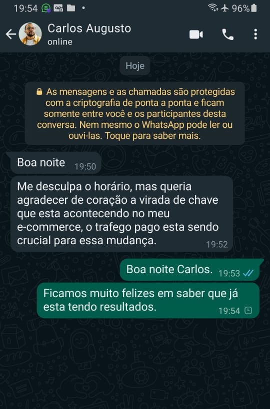 Depoimento de cliente V-one no WhatsApp